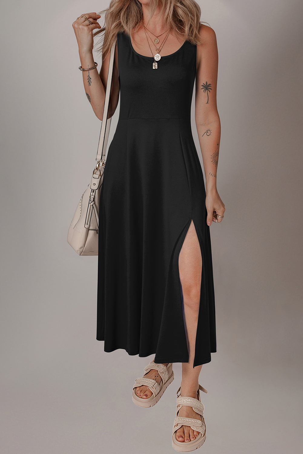 Sleeveless Scoop Neck Midi Dress