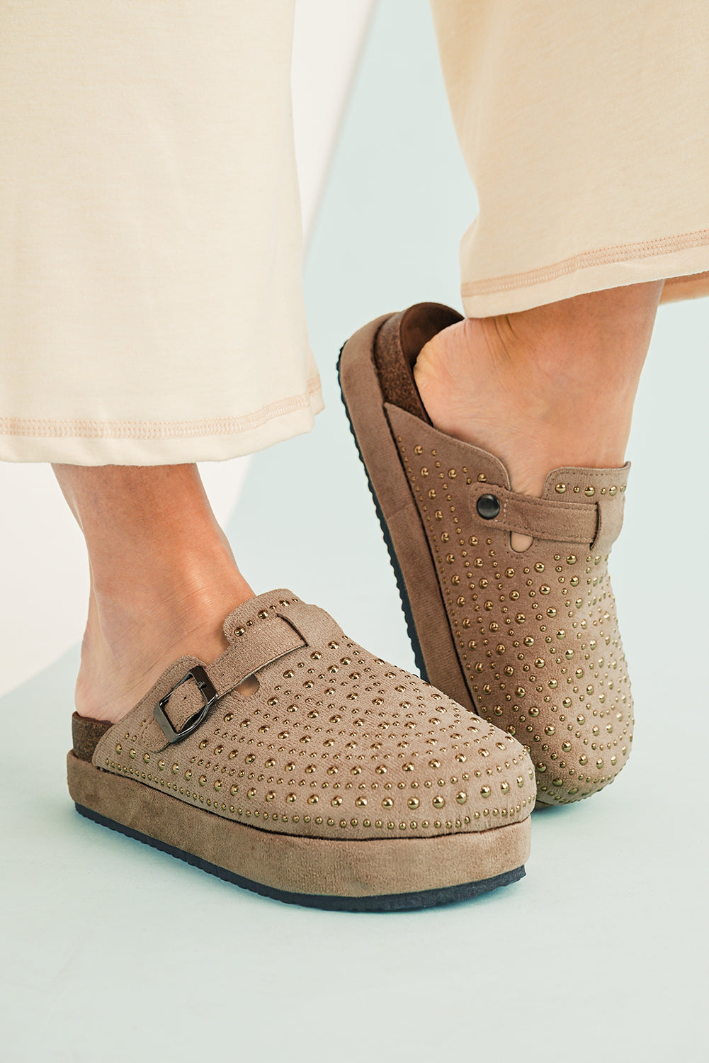 Closed Toe Platform Slippers