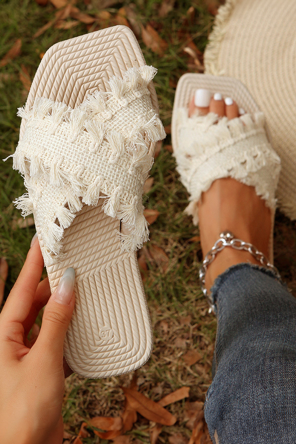 Tassel Crossed Straps Flat Slippers