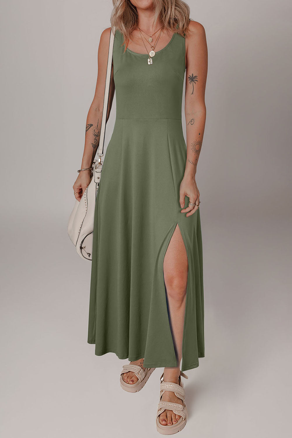 Sleeveless Scoop Neck Midi Dress