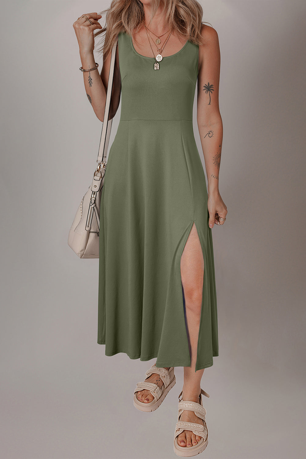 Sleeveless Scoop Neck Midi Dress