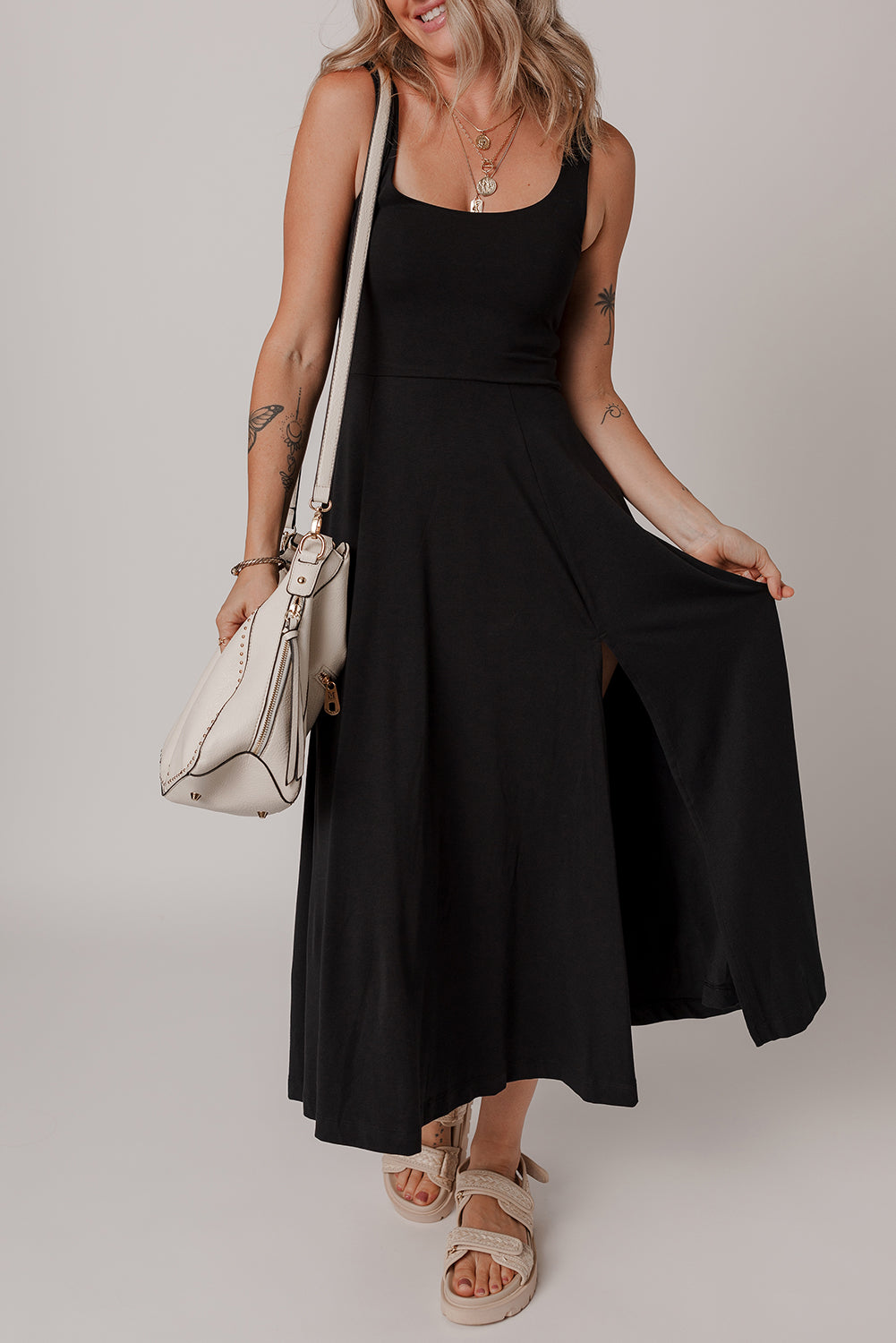 Sleeveless Scoop Neck Midi Dress