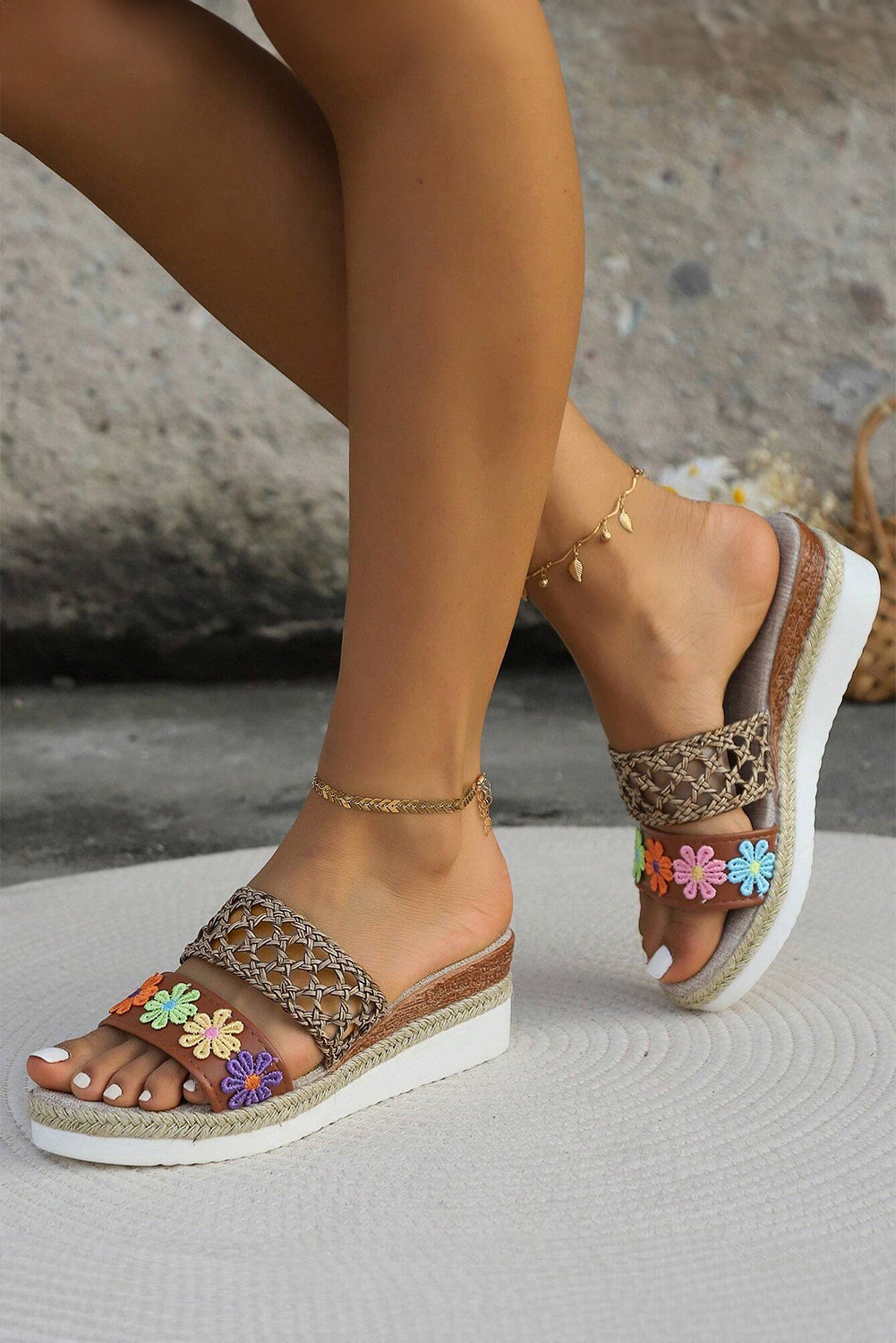 Floral Print Braided Wedge Slippers